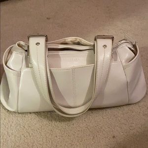 VINTAGE white handbag NEVER USES
